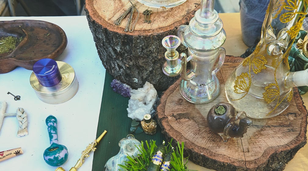 Slang Terms for Cannabis Smoking Accessories and Paraphernalia Slang Terms for Cannabis Smoking Accessories and Paraphernalia