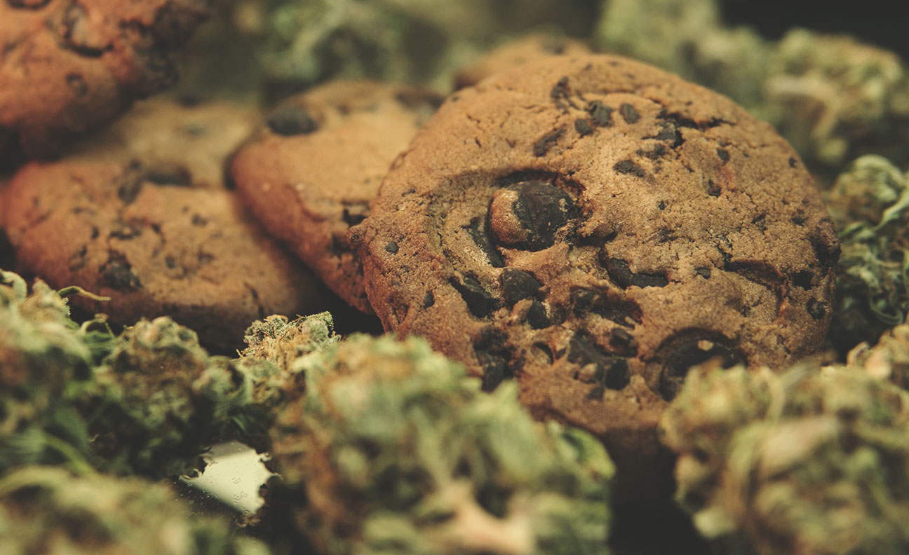 Mixing Weed and Alcohol Mixing Weed and Alcohol