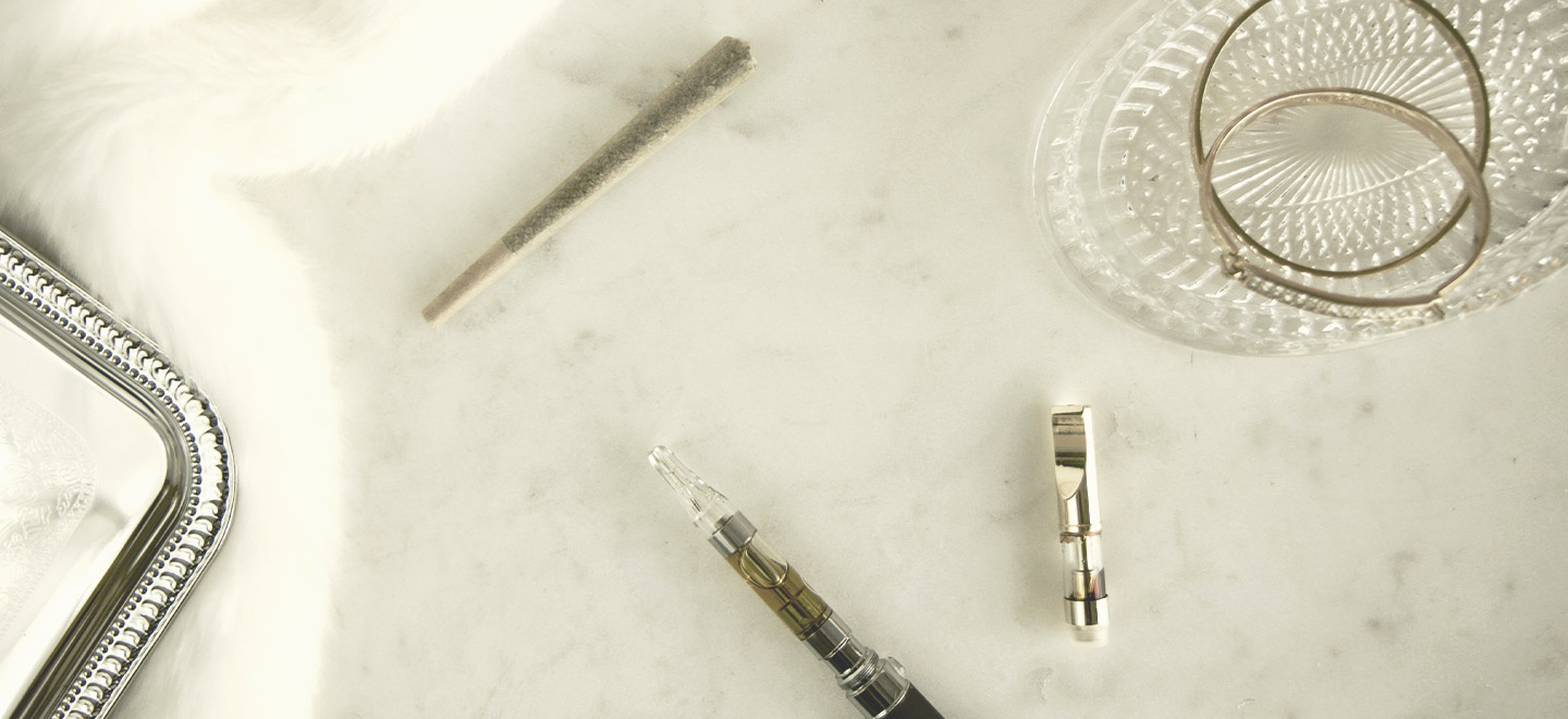 Smoking & Vaping Smoking & Vaping